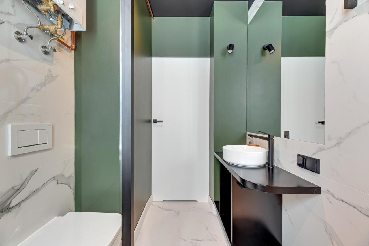 Grobla Charming Apartment By Downtown Apartments Гданск Екстериор снимка