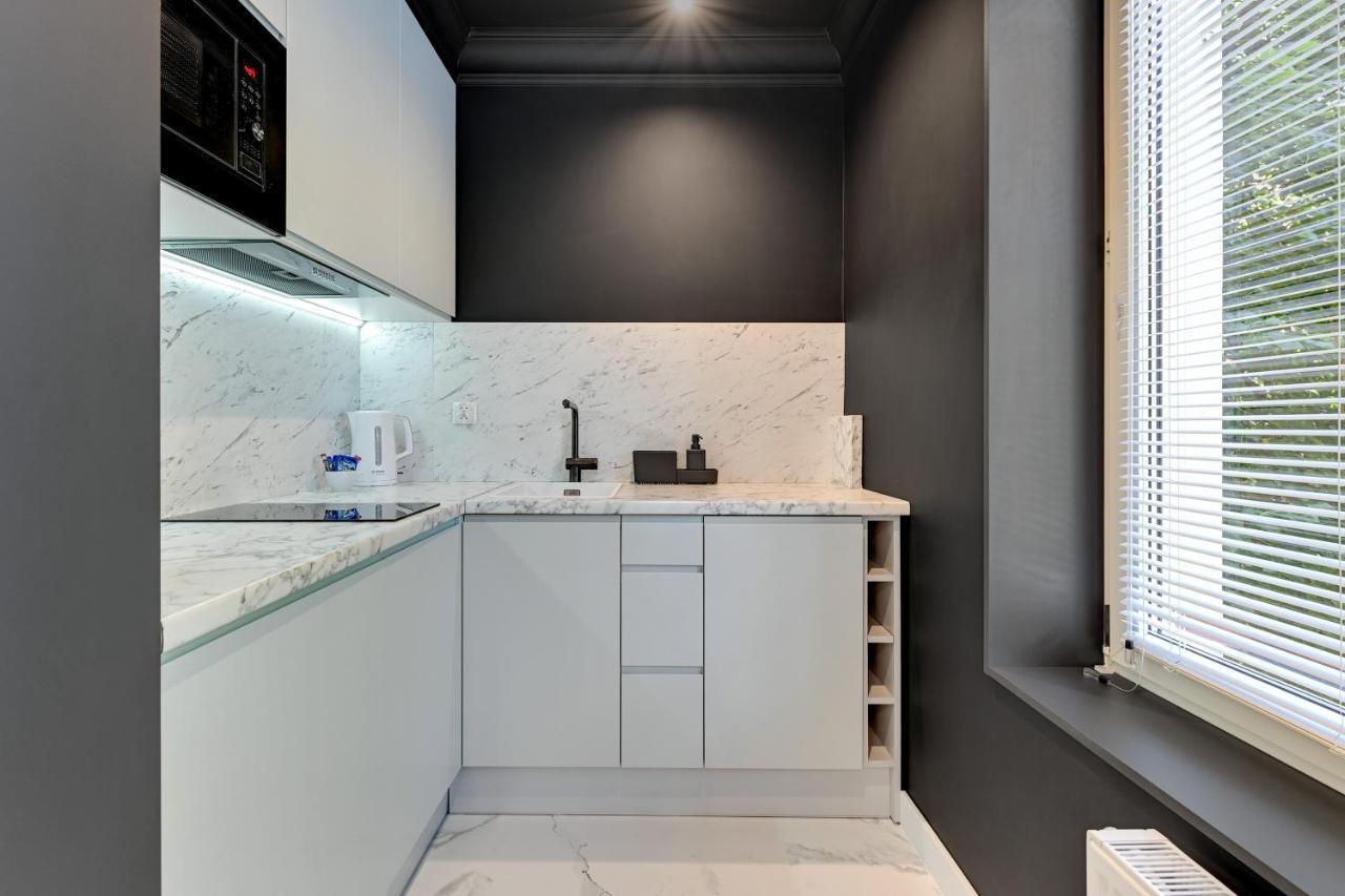 Grobla Charming Apartment By Downtown Apartments Гданск Екстериор снимка