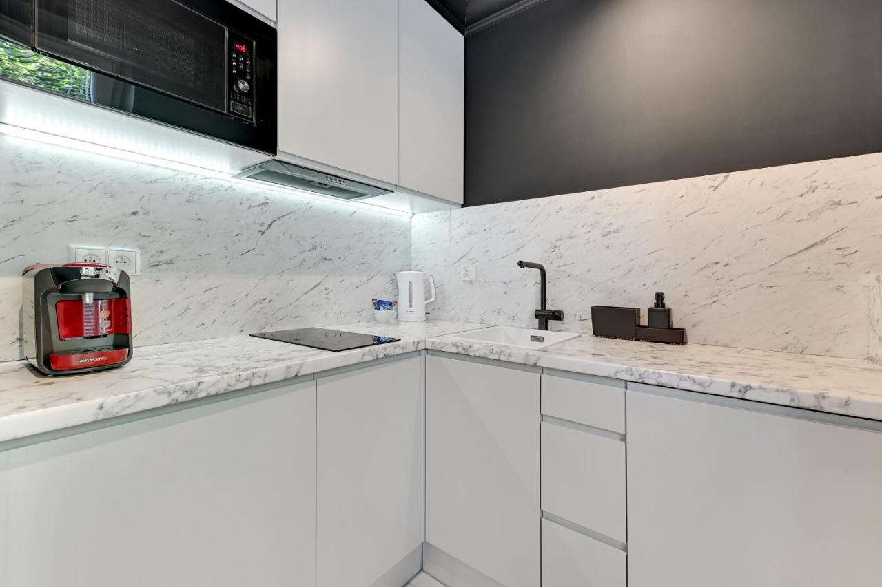 Grobla Charming Apartment By Downtown Apartments Гданск Екстериор снимка